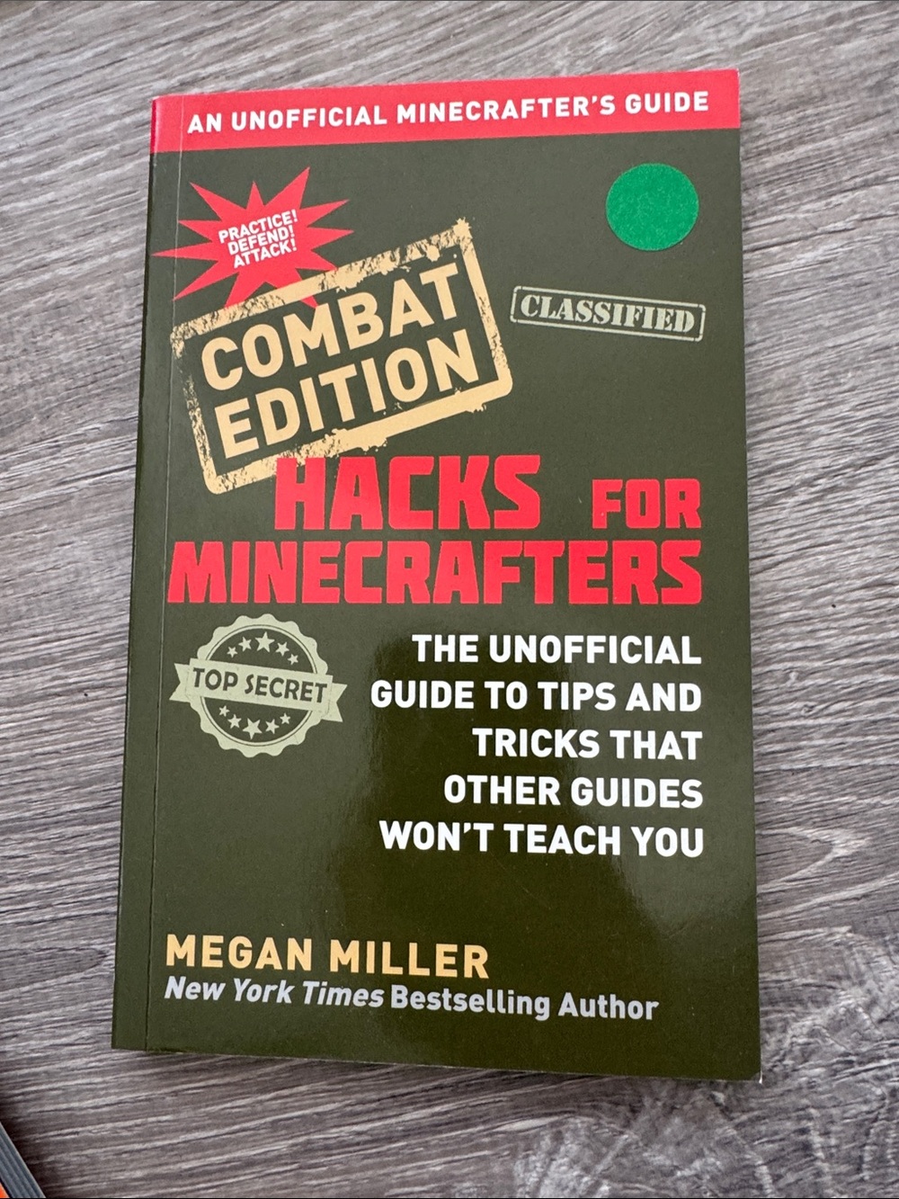 Guide Collection & Hacks for ers - Assorted Colors - Picture 8 of 11